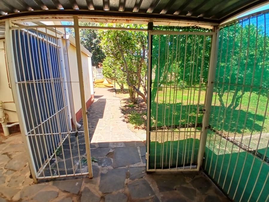 To Let 3 Bedroom Property for Rent in Fleurdal Free State